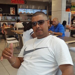 Meet your Posher, Manuel